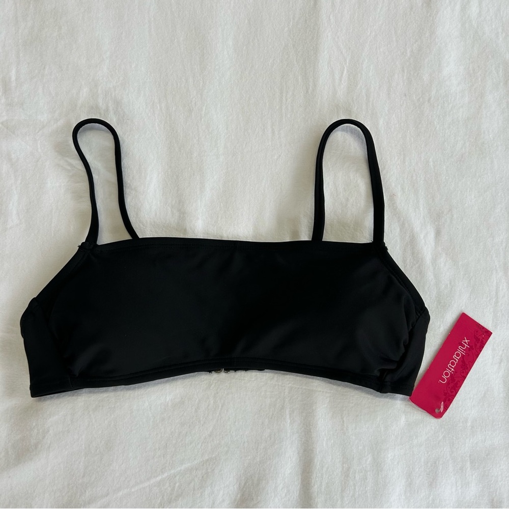 Xhilaration Black Junior’s bikini top size M (4-6)